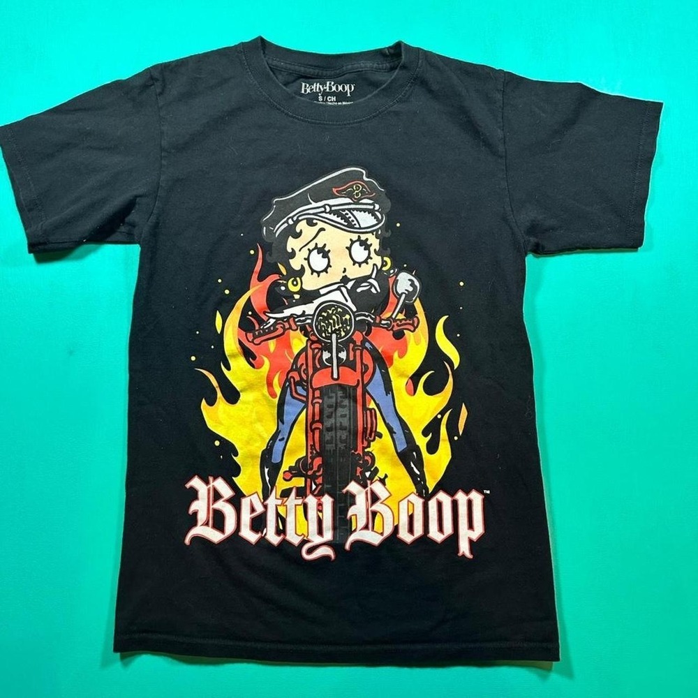 Betty boop graphic tee biker Betty boop flame graphic retro t shirt  SIZE S
